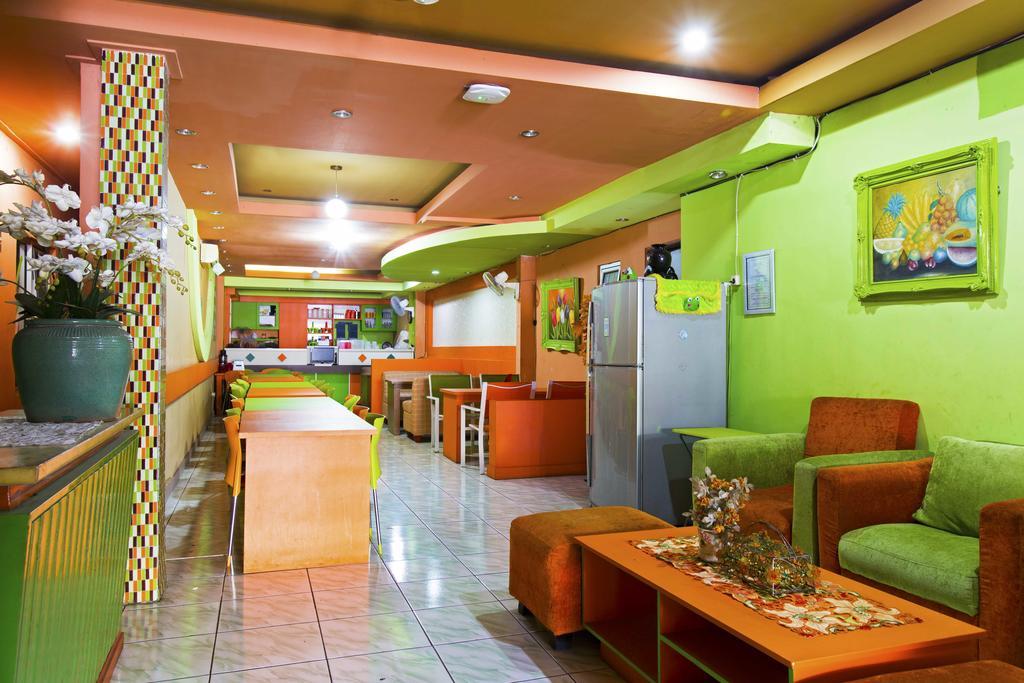 Reddoorz @ Tebet Asem Baris Otel Cakarta Dış mekan fotoğraf