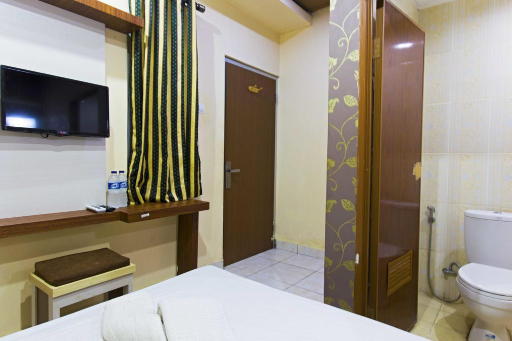 Reddoorz @ Tebet Asem Baris Otel Cakarta Dış mekan fotoğraf
