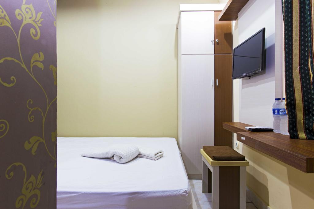 Reddoorz @ Tebet Asem Baris Otel Cakarta Dış mekan fotoğraf